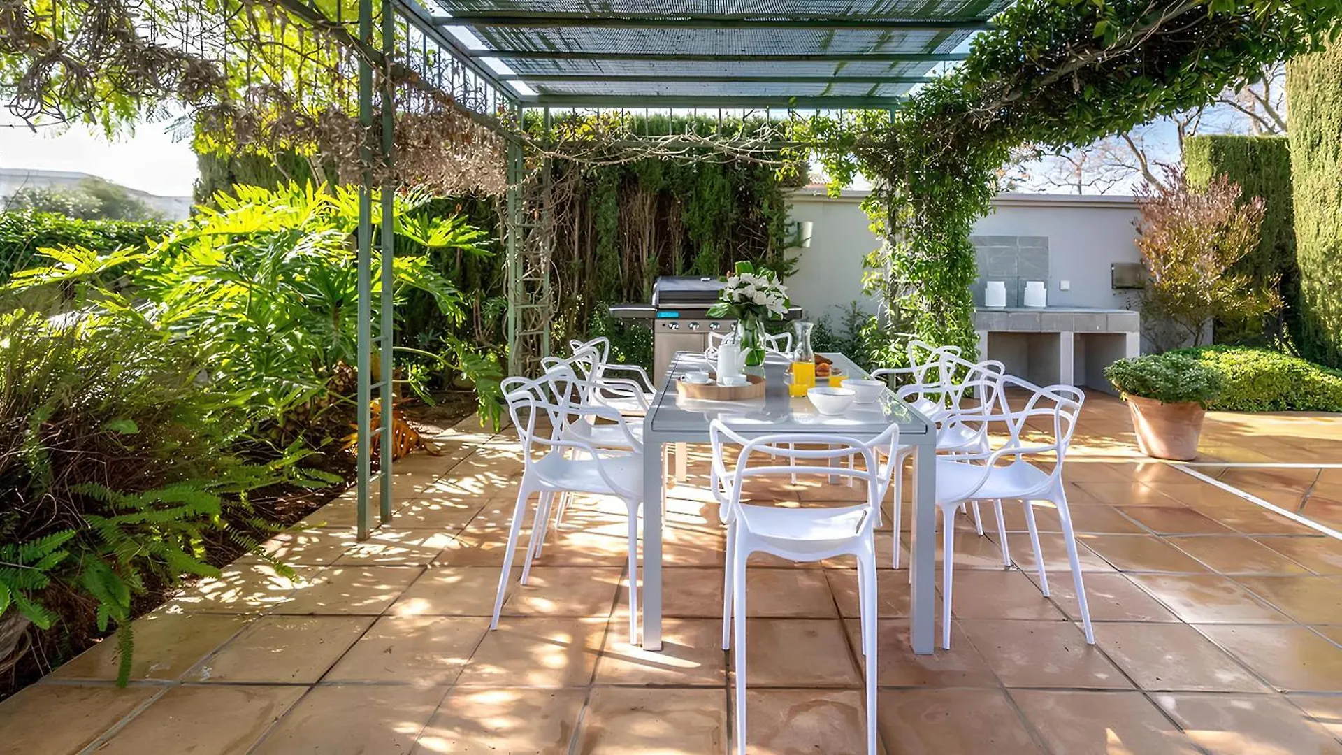 Villa Vacation Marbella I Guadalmina Golf Front Villa, Private Pool, Close To The Beach Spanien